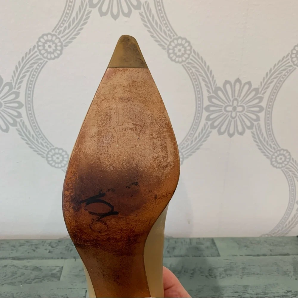 Stuart Weitzman Shoes Tan Pumps 10 - Picture 15 of 16